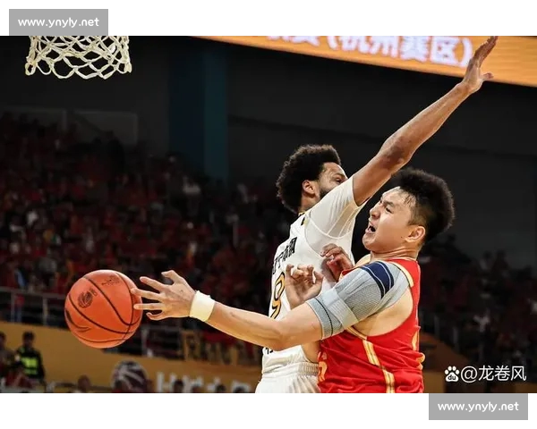 CBA最新激烈对决比分揭晓球队表现与赛场亮点分析 CBA最新激烈对决比分揭晓球队表现与赛场亮点分析